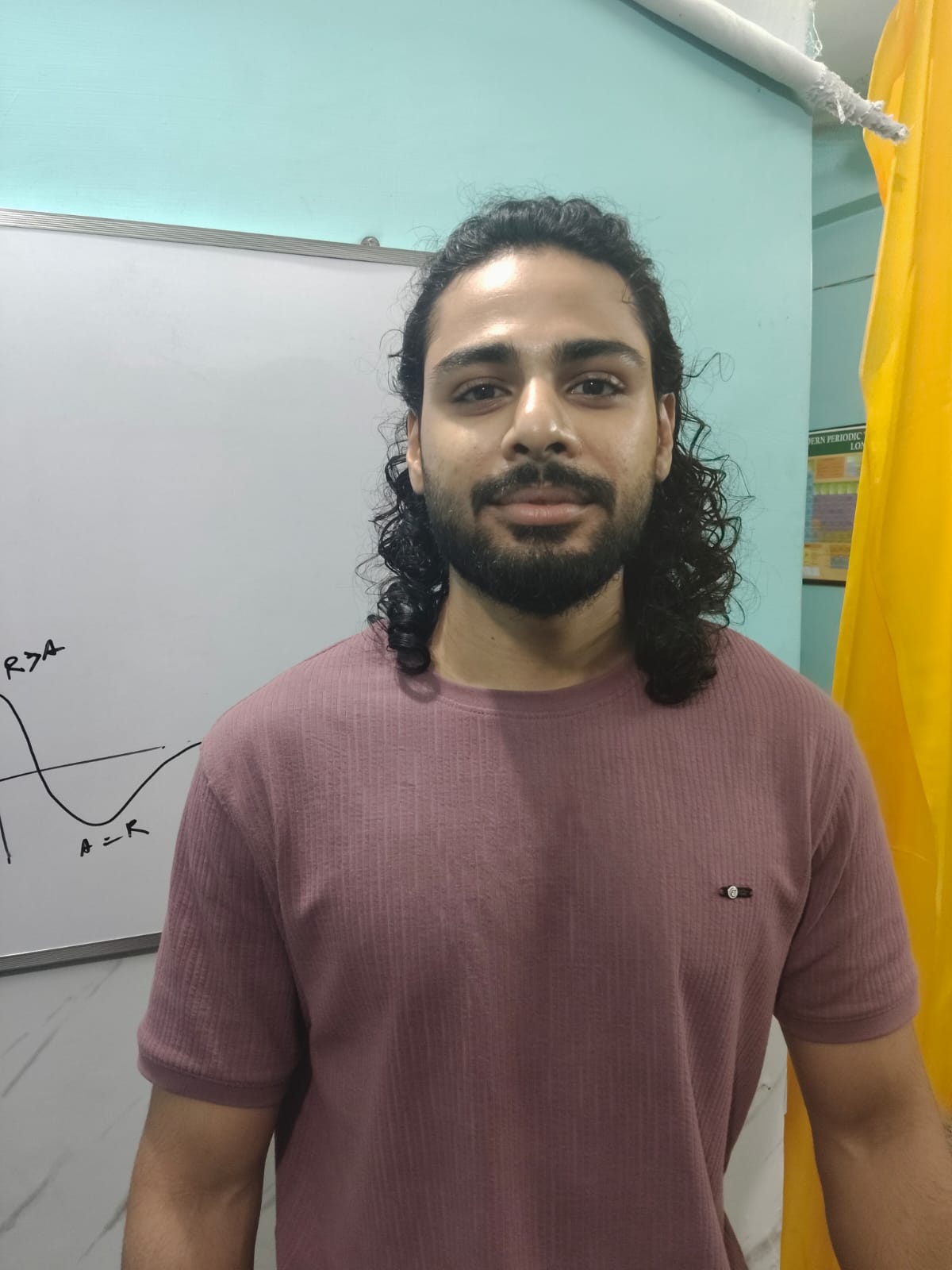 Subhrodipto Paul, JEE NEET faculty at best coaching centre in Kaikhali